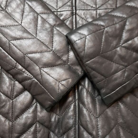 Lambskin Worthington Women's lamb skin leather jacket Size Medium - Picture 10 of 14